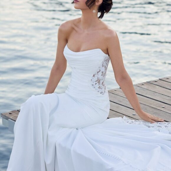 SOPHIA TOLLI MERMAID BRIDAL GOWN (Crepe Wedding Dress with Gauntlet Sleeves) - Picture 3 of 3